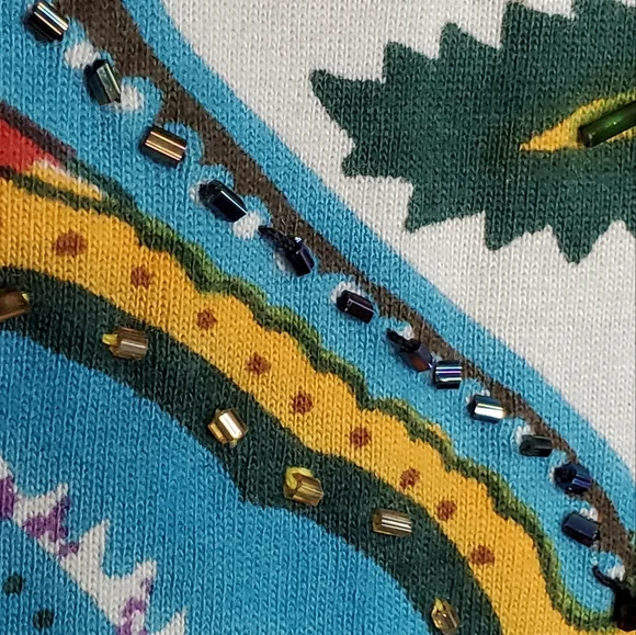 Colorful Crop Tee with Beadwork - Picture 5 of 10